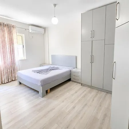 Apartment Bright & Peaceful 2-bedroom Near Zoo And The Park
