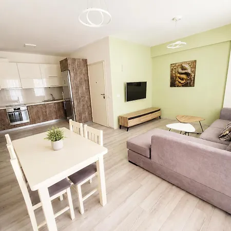 Apartment Bright & Peaceful 2-bedroom Near Zoo And The Park *